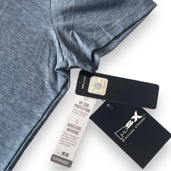 NWT NFL Fan Gear Woman’s New England Patriots Logo T-Shirt Size Large - Picture 10 of 16